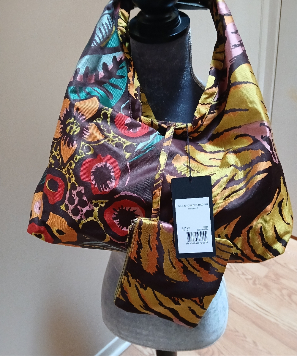 Jim Thompson Pure Thai Silk Twill Hobo Bag With Matching Internal Pouch